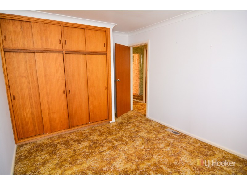 4 Rifle Parade, Lithgow NSW 2790