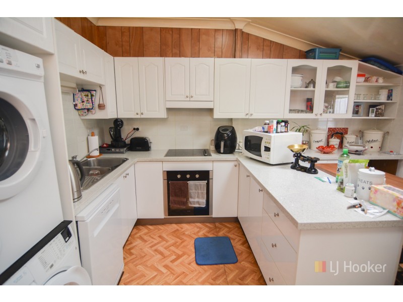 61 Musket Parade, Lithgow NSW 2790