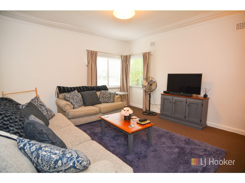 39 Rifle Parade, Lithgow NSW 2790