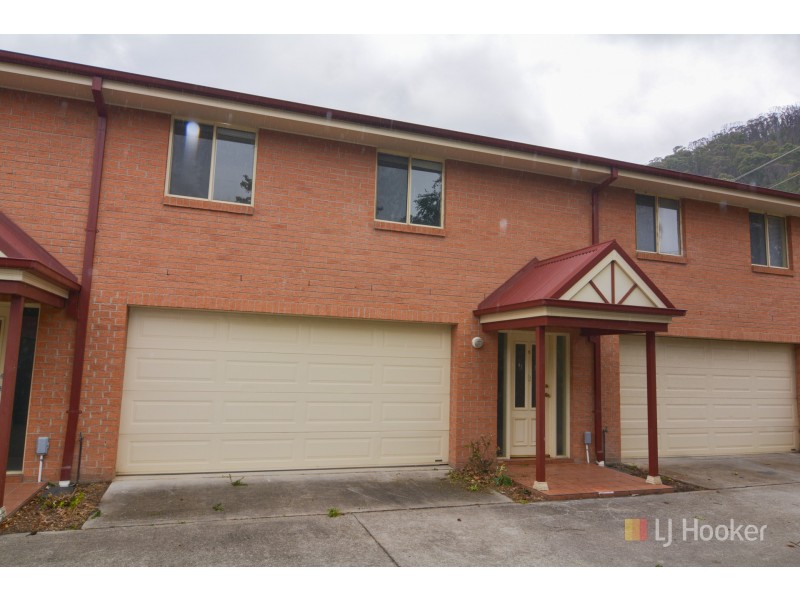 2/9 Coalbrook Street, Lithgow NSW 2790