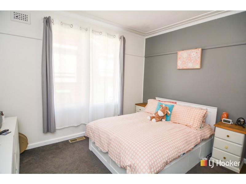 27 Lemnos Street, Lithgow NSW 2790