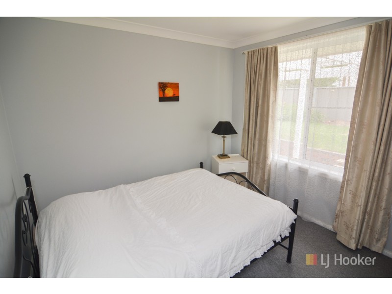 19 Chivers Close, Lithgow NSW 2790