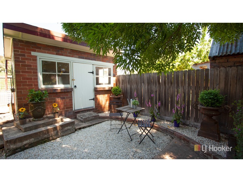 49 Chifley Road, Lithgow NSW 2790