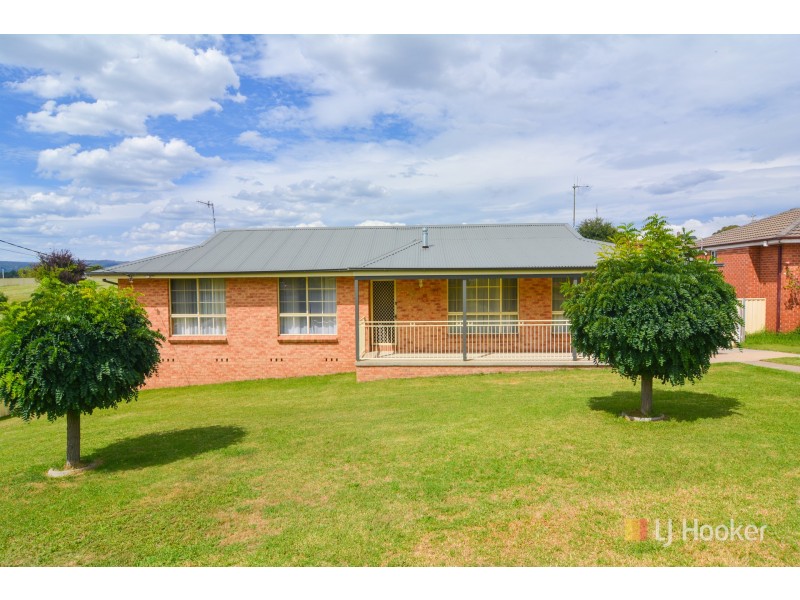 8 Cary Avenue, Wallerawang NSW 2845