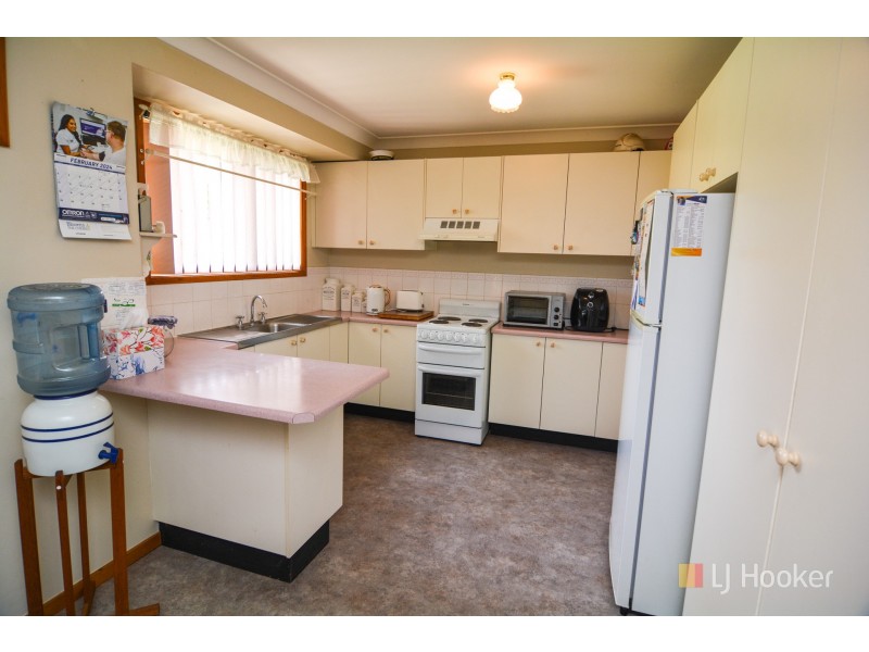 8 Cary Avenue, Wallerawang NSW 2845