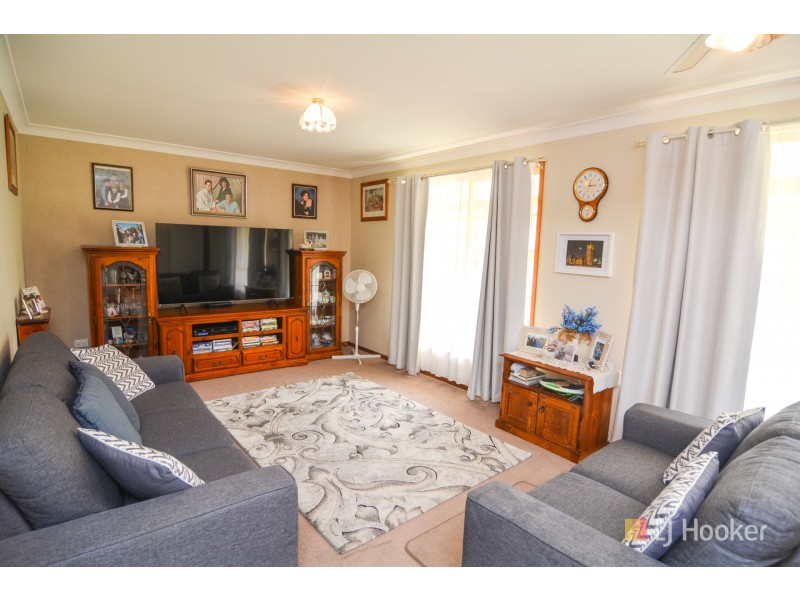 8 Cary Avenue, Wallerawang NSW 2845