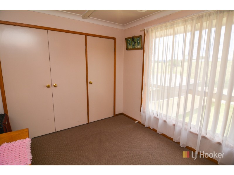 8 Cary Avenue, Wallerawang NSW 2845
