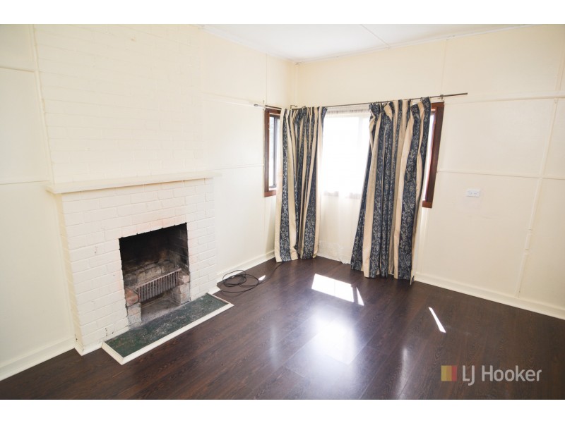 8 Ridge Street, Portland NSW 2847