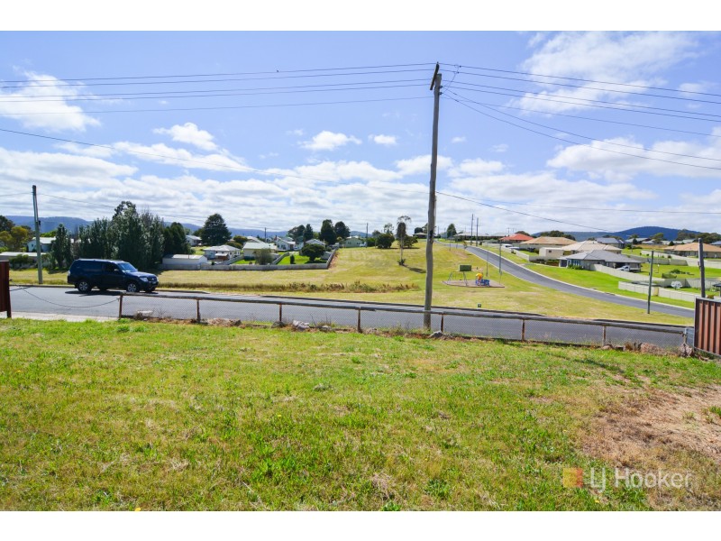 37 Cary Avenue, Wallerawang NSW 2845