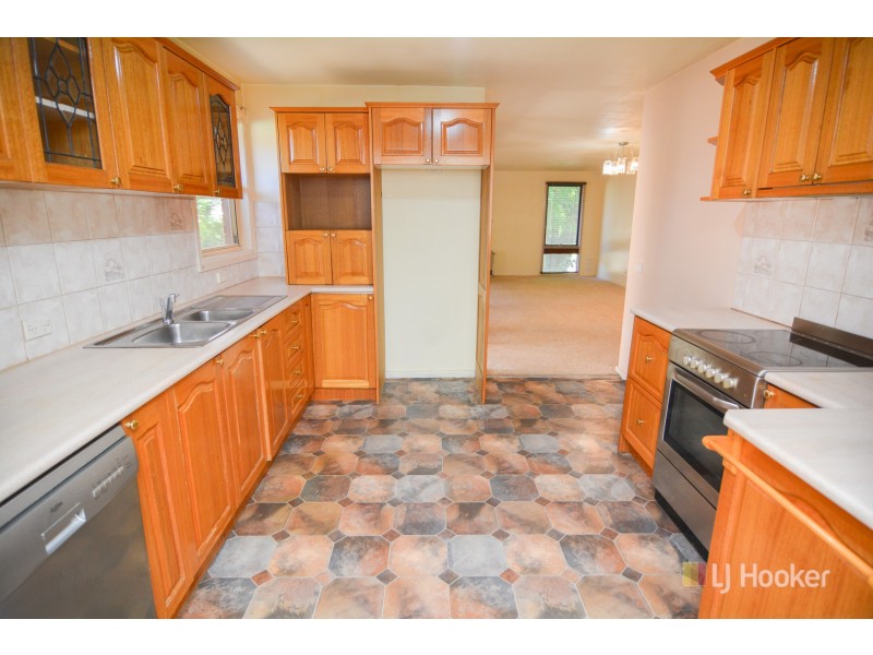 14 Heffernan Place, Lithgow NSW 2790