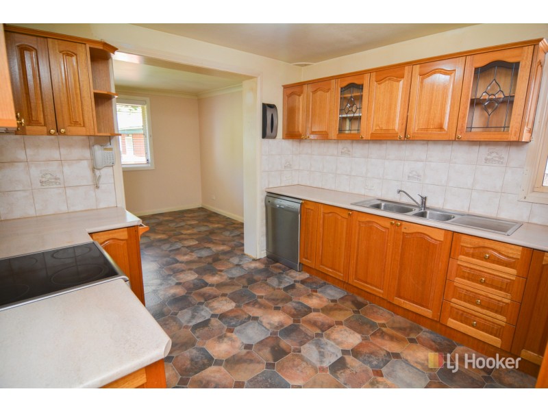 14 Heffernan Place, Lithgow NSW 2790