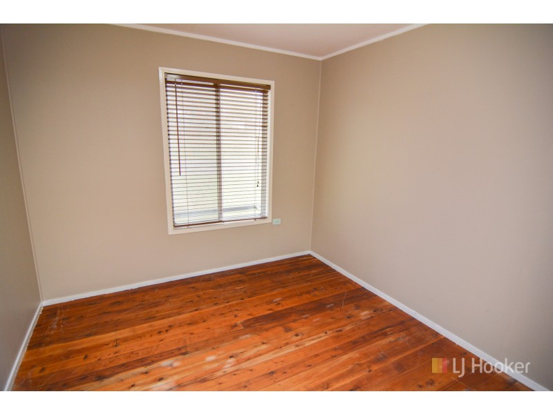 104 Sandford Avenue, Lithgow NSW 2790