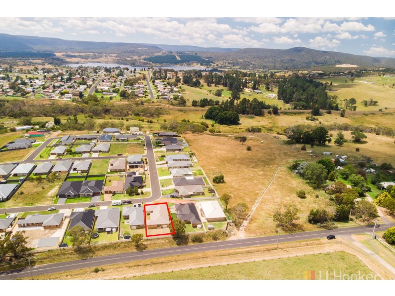 37 Henning Crescent, Wallerawang NSW 2845