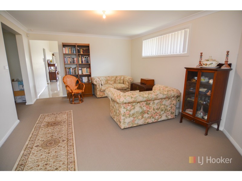 37 Henning Crescent, Wallerawang NSW 2845