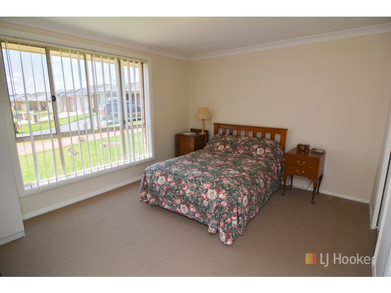 37 Henning Crescent, Wallerawang NSW 2845