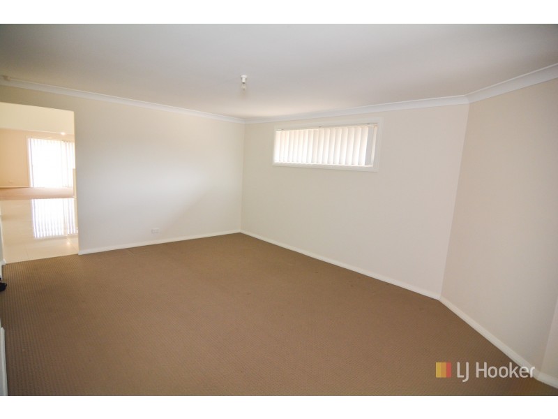 37 Henning Crescent, Wallerawang NSW 2845