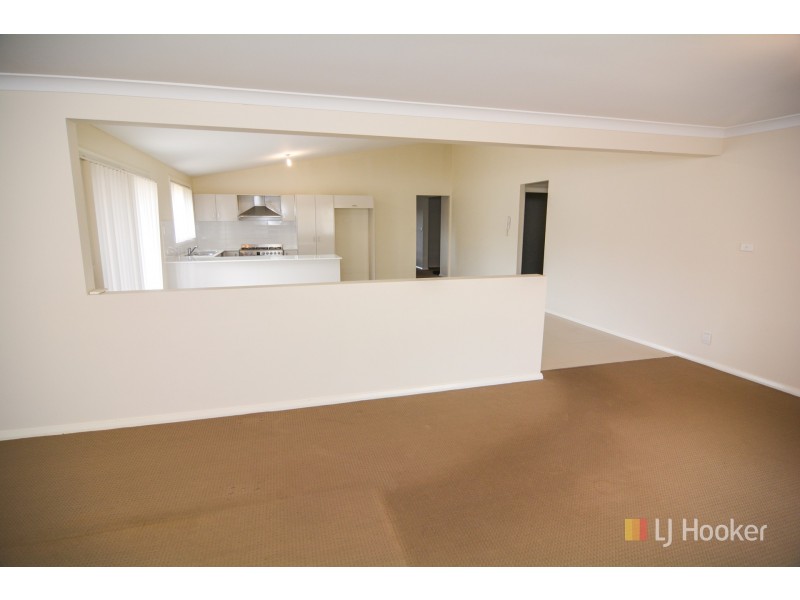 37 Henning Crescent, Wallerawang NSW 2845