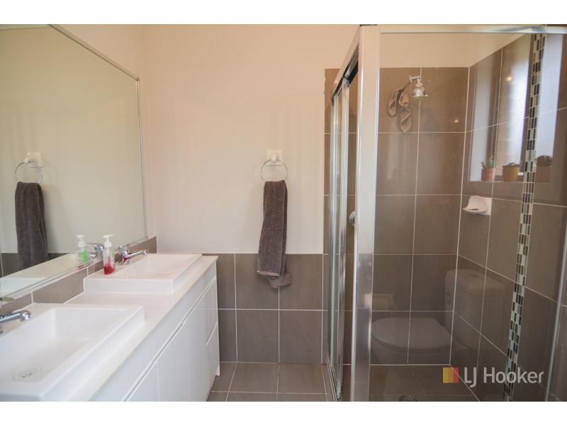 35 Henning Crescent, Wallerawang NSW 2845