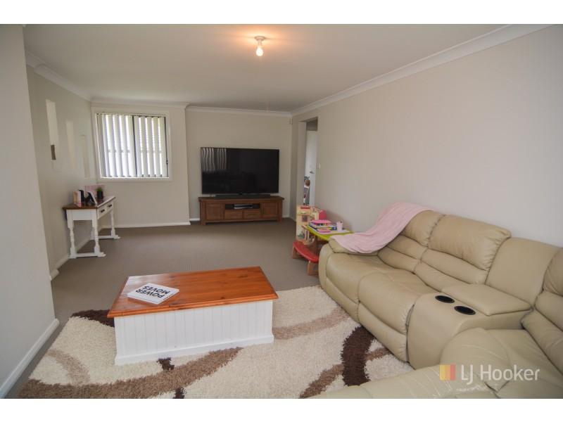 35 Henning Crescent, Wallerawang NSW 2845