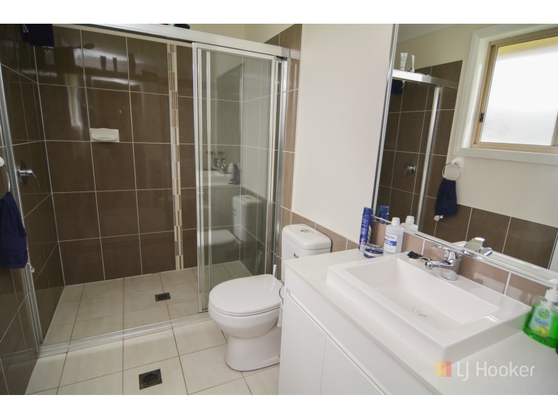 16 Henning Crescent, Wallerawang NSW 2845