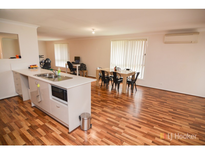 16 Henning Crescent, Wallerawang NSW 2845