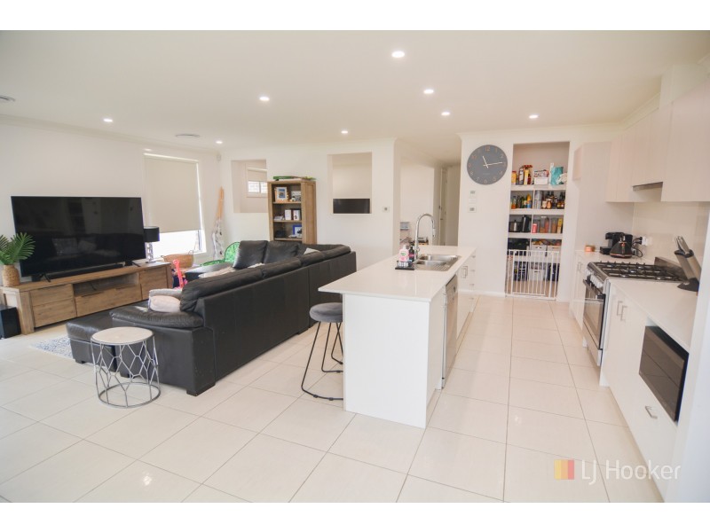 31 Henning Crescent, Wallerawang NSW 2845
