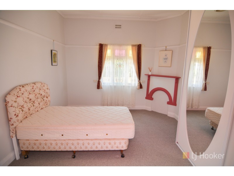 4 Academy Street, Lithgow NSW 2790