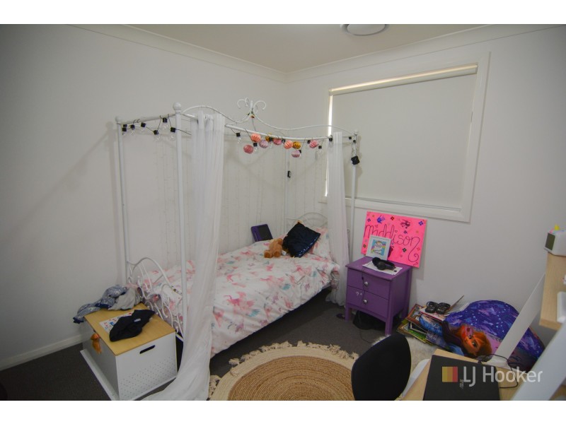 33 Henning Crescent, Wallerawang NSW 2845