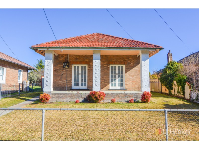 3 Martini Parade, Lithgow NSW 2790