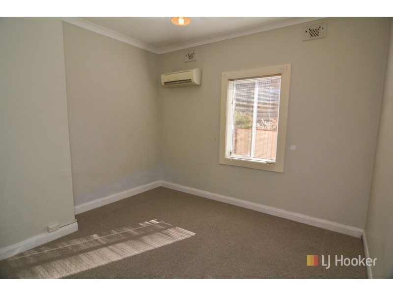 3 Martini Parade, Lithgow NSW 2790