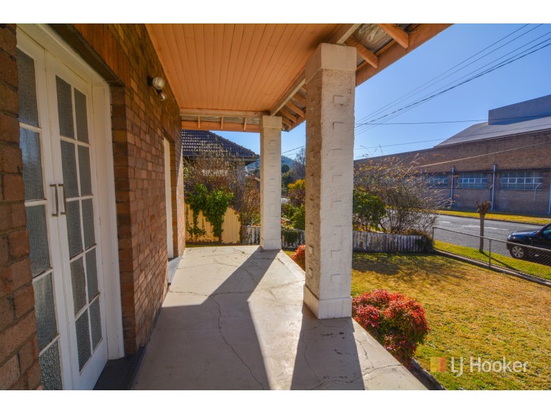 3 Martini Parade, Lithgow NSW 2790