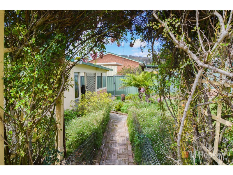 13-15 Bells Road, Lithgow NSW 2790
