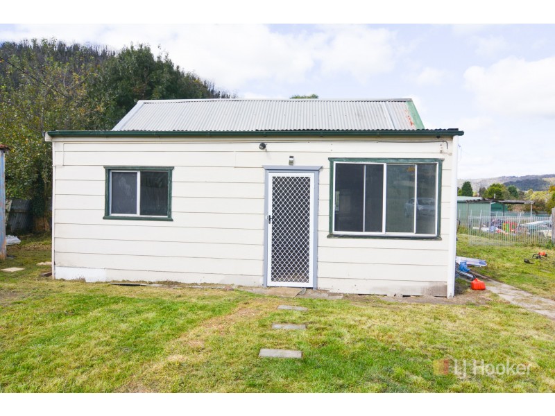 11 Ivatt Street, Lithgow NSW 2790