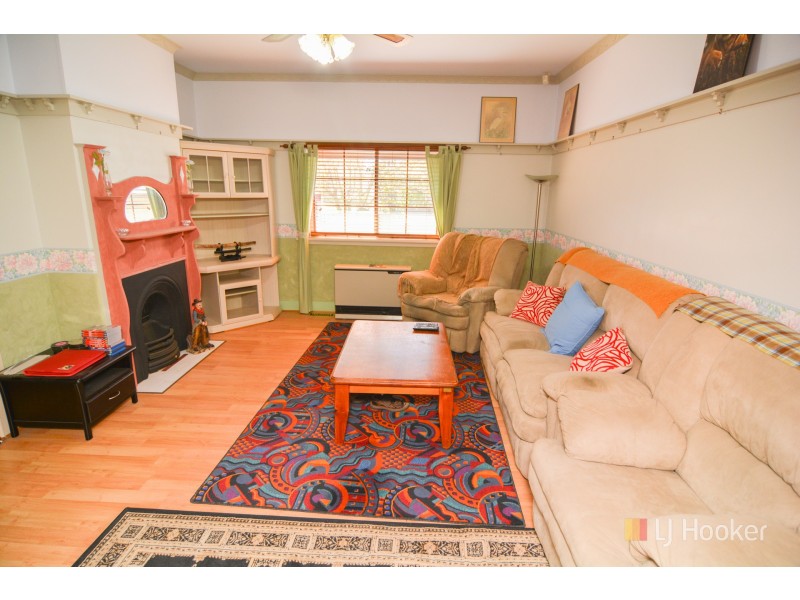 28 Hassans Walls Road, Lithgow NSW 2790