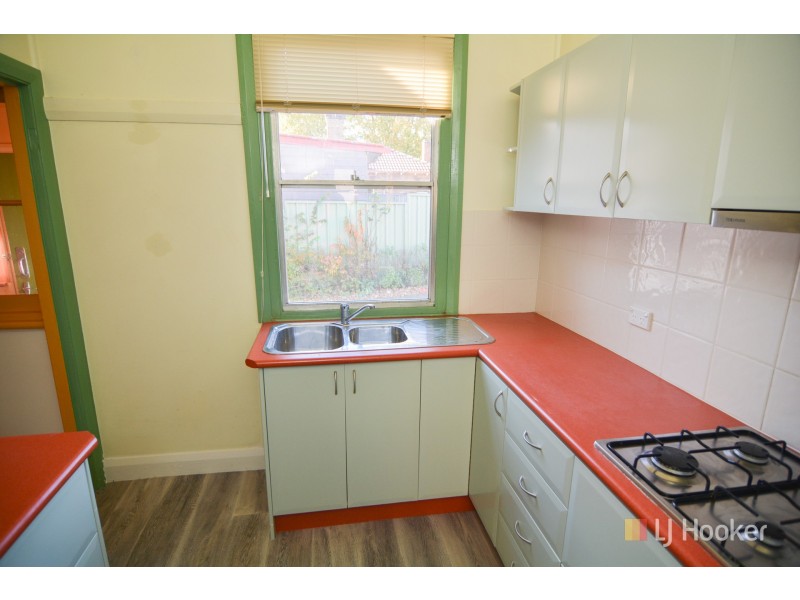 93 Calero Street, Lithgow NSW 2790