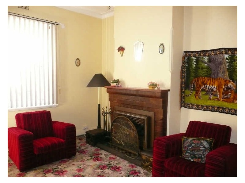 80 Laurence Street, Lithgow NSW 2790