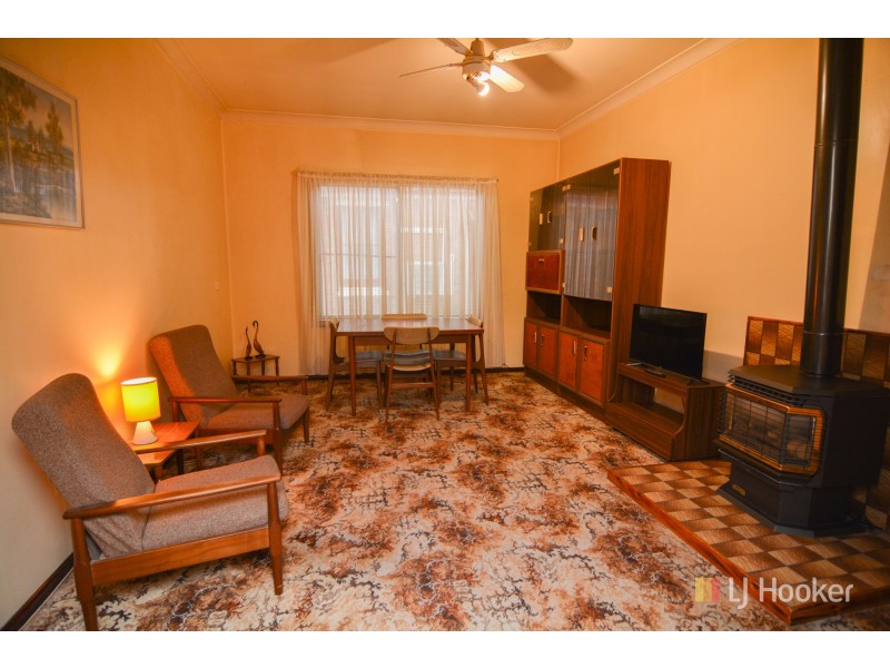 11 Atkinson Street, Lithgow NSW 2790