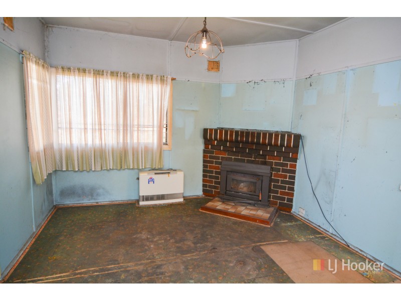 7 Inner Crescent, Lithgow NSW 2790