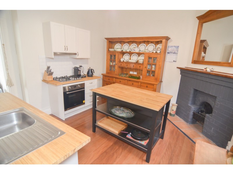 70 Academy Street, Lithgow NSW 2790