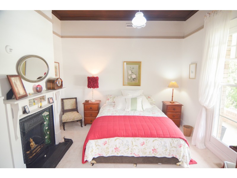 70 Academy Street, Lithgow NSW 2790