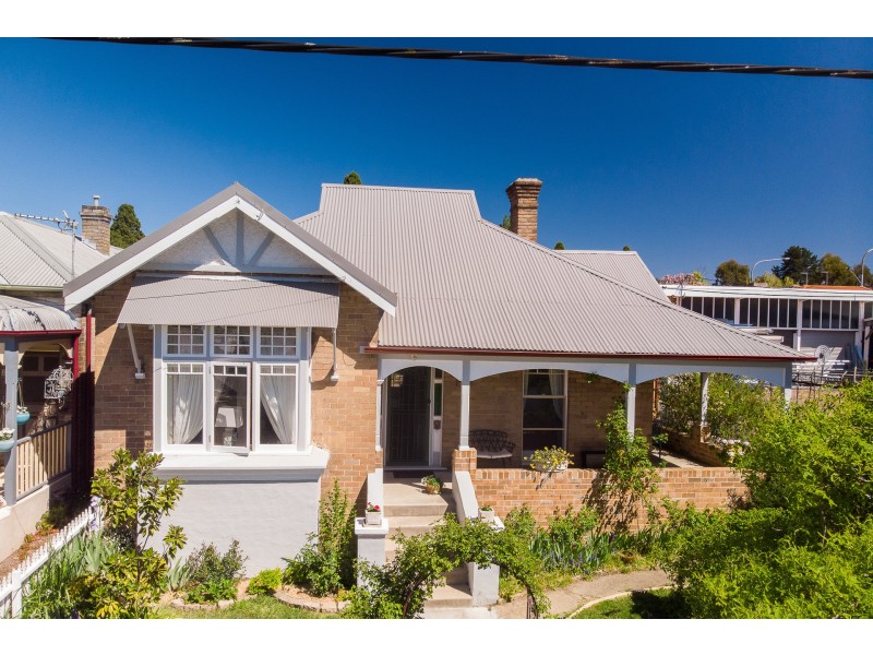 70 Academy Street, Lithgow NSW 2790