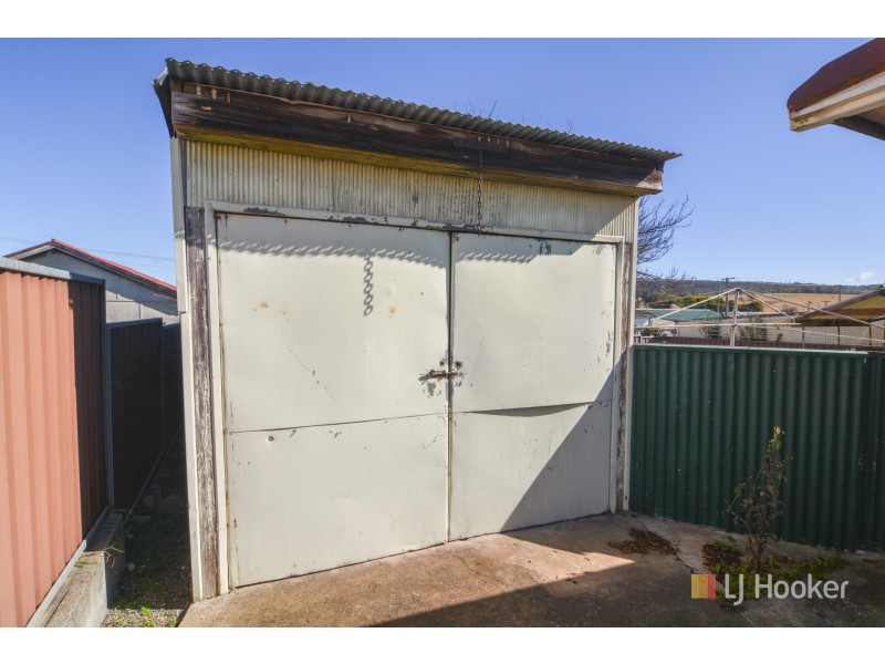 8 Tweed Road, Lithgow NSW 2790