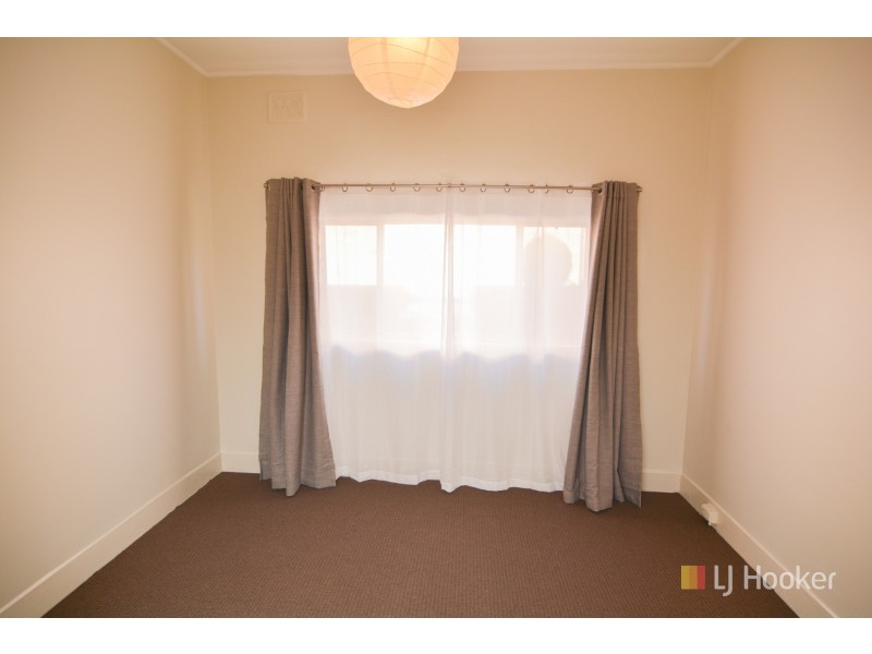 34 Sandford Avenue, Lithgow NSW 2790