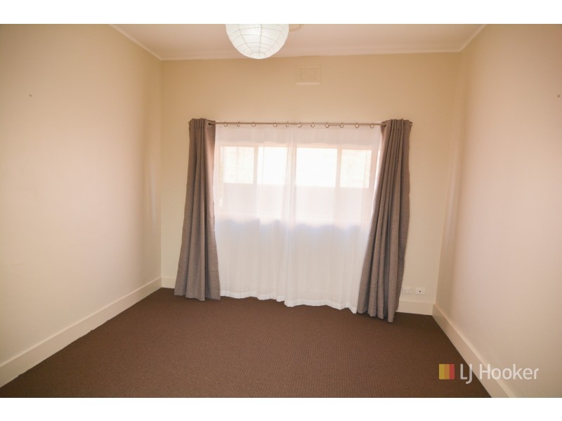 34 Sandford Avenue, Lithgow NSW 2790