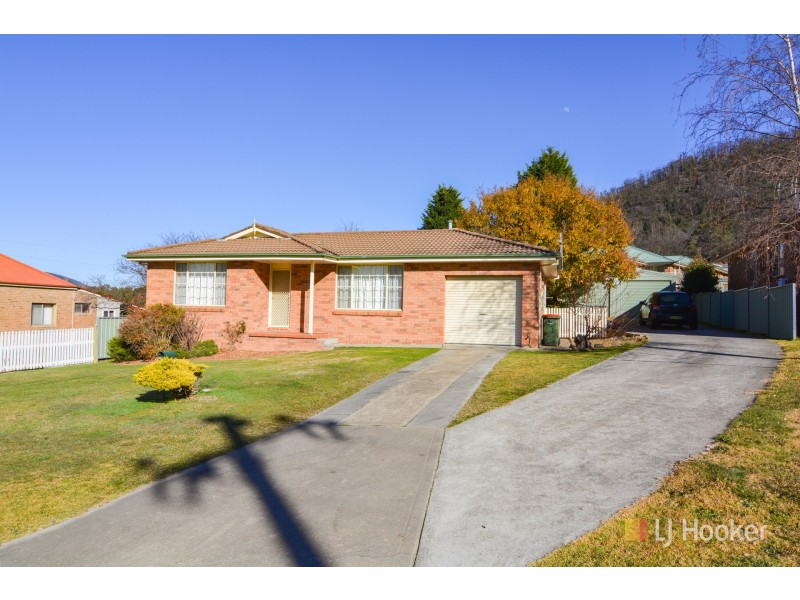 2 Ivatt Street, Lithgow NSW 2790