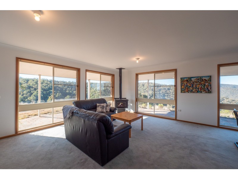 11C Sandalls Drive, Rydal NSW 2790