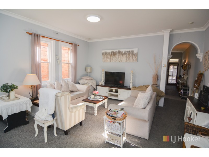 36 Laurence Street, Lithgow NSW 2790