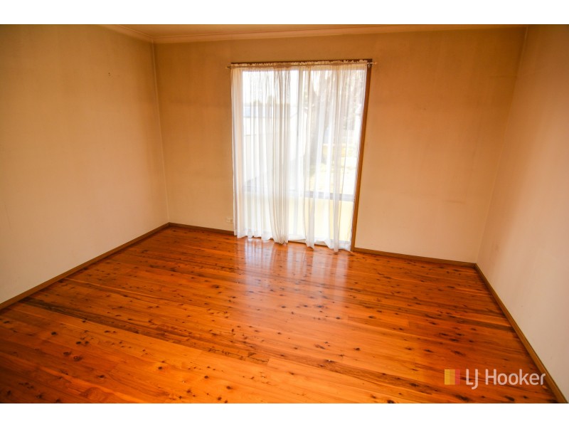 49 Rifle Parade, Lithgow NSW 2790