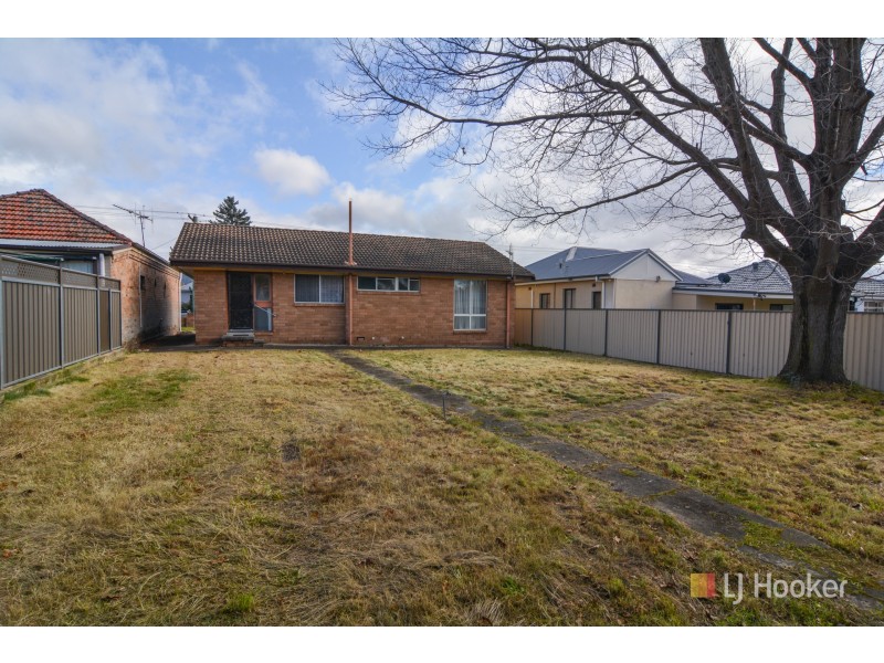 49 Rifle Parade, Lithgow NSW 2790