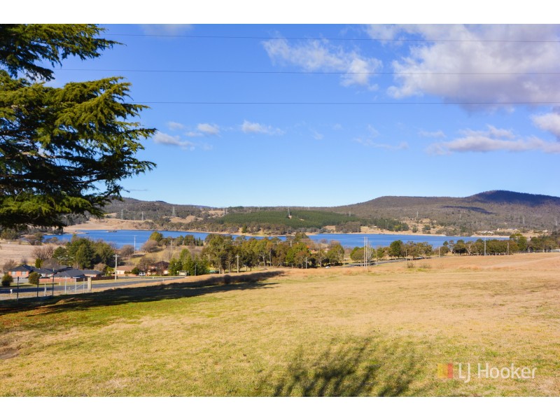 2 Lyon Parade, Wallerawang NSW 2845